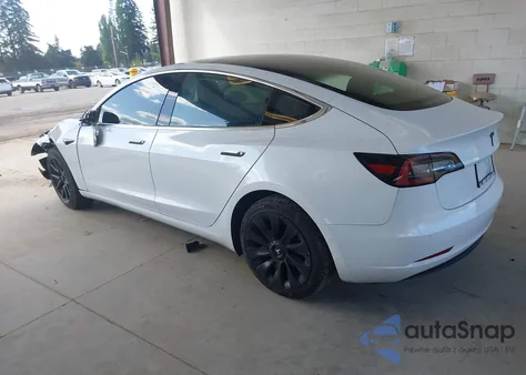 2018 Tesla Model 3 Long Range/Mid Range из США, поврежденный, VIN 5YJ3E1EA1JF053895